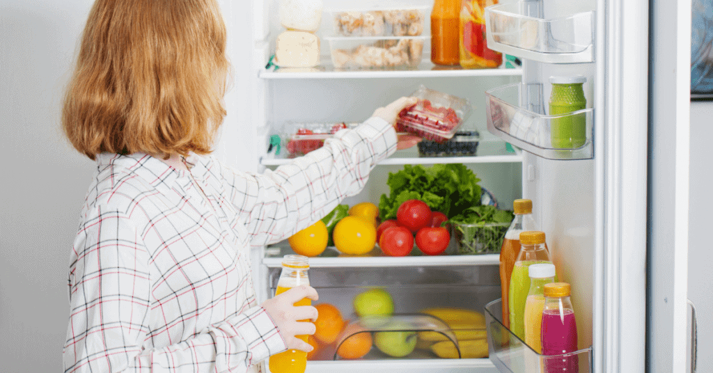 clean fridge