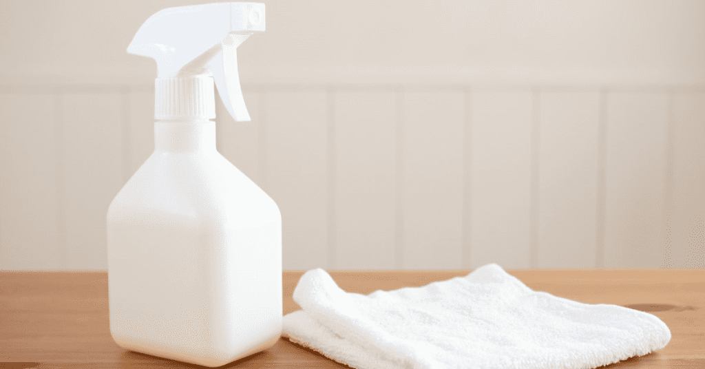 white vinegar spray